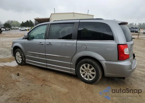 2015 Chrysler Town & Country Touring from USA, damaged, VIN 2C4RC1BG5FR582612